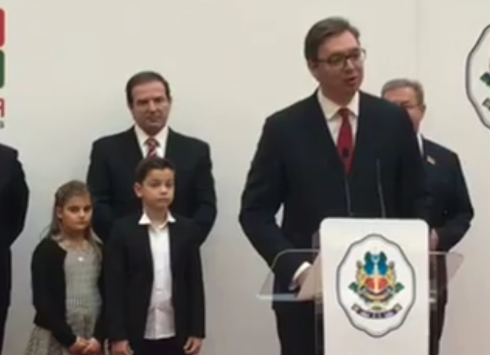 Vučić na otvaranju Karićevog šoping mola (VIDEO)
