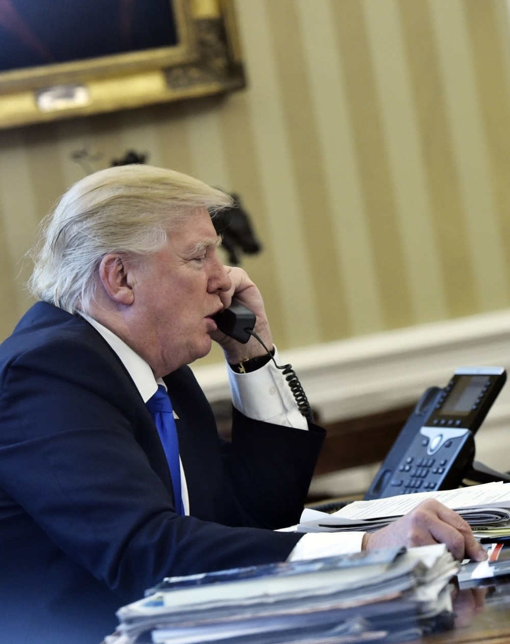 Sad Tramp preti nuklearnom bombom!