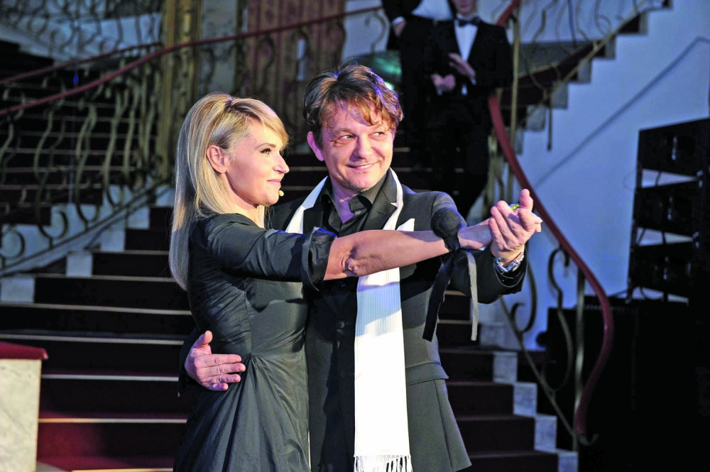 Anica zaplesala sa Bjelom