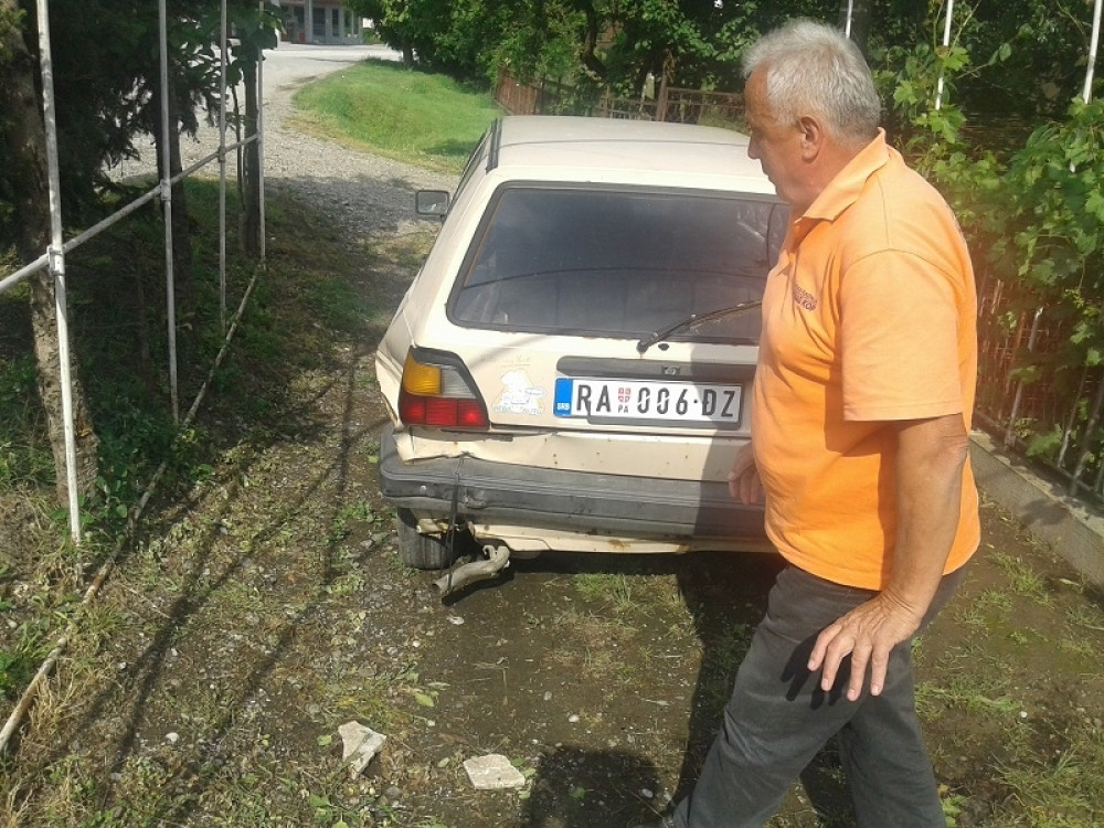 Kriv jer je auto iz Zoranine pratnje udario njega!