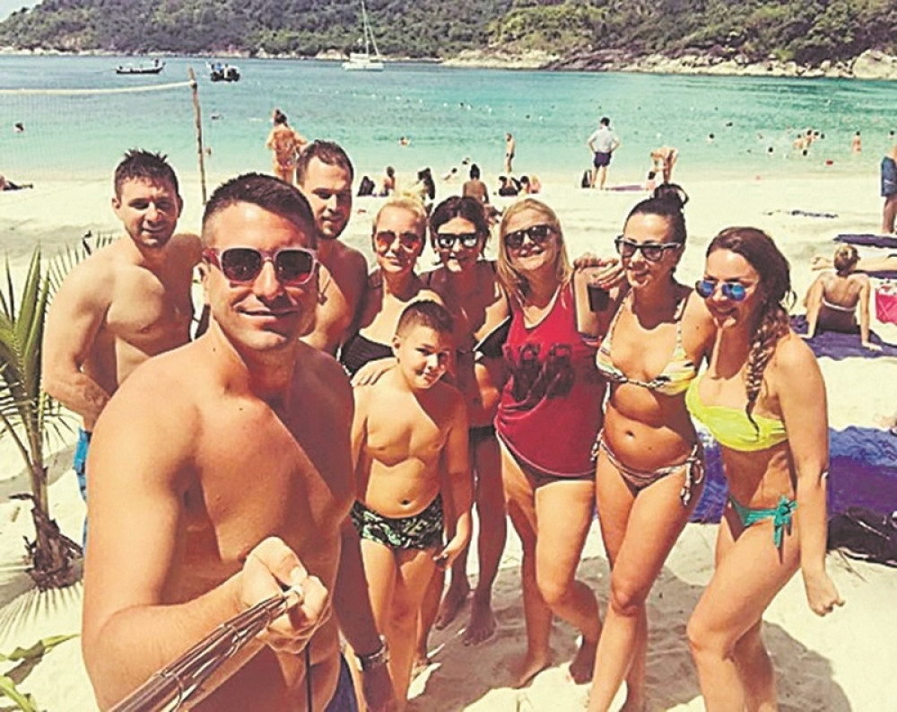 Ivana i Bilja se Banjaju u Tajlandu