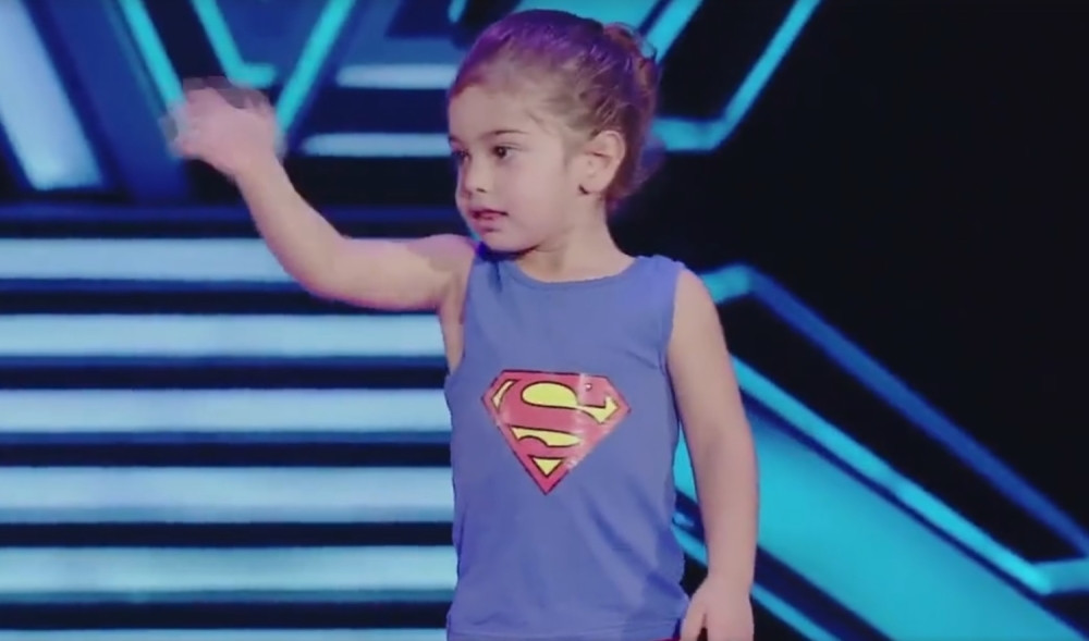 Ovaj trogodišnjak je gimnastičko čudo! (VIDEO)