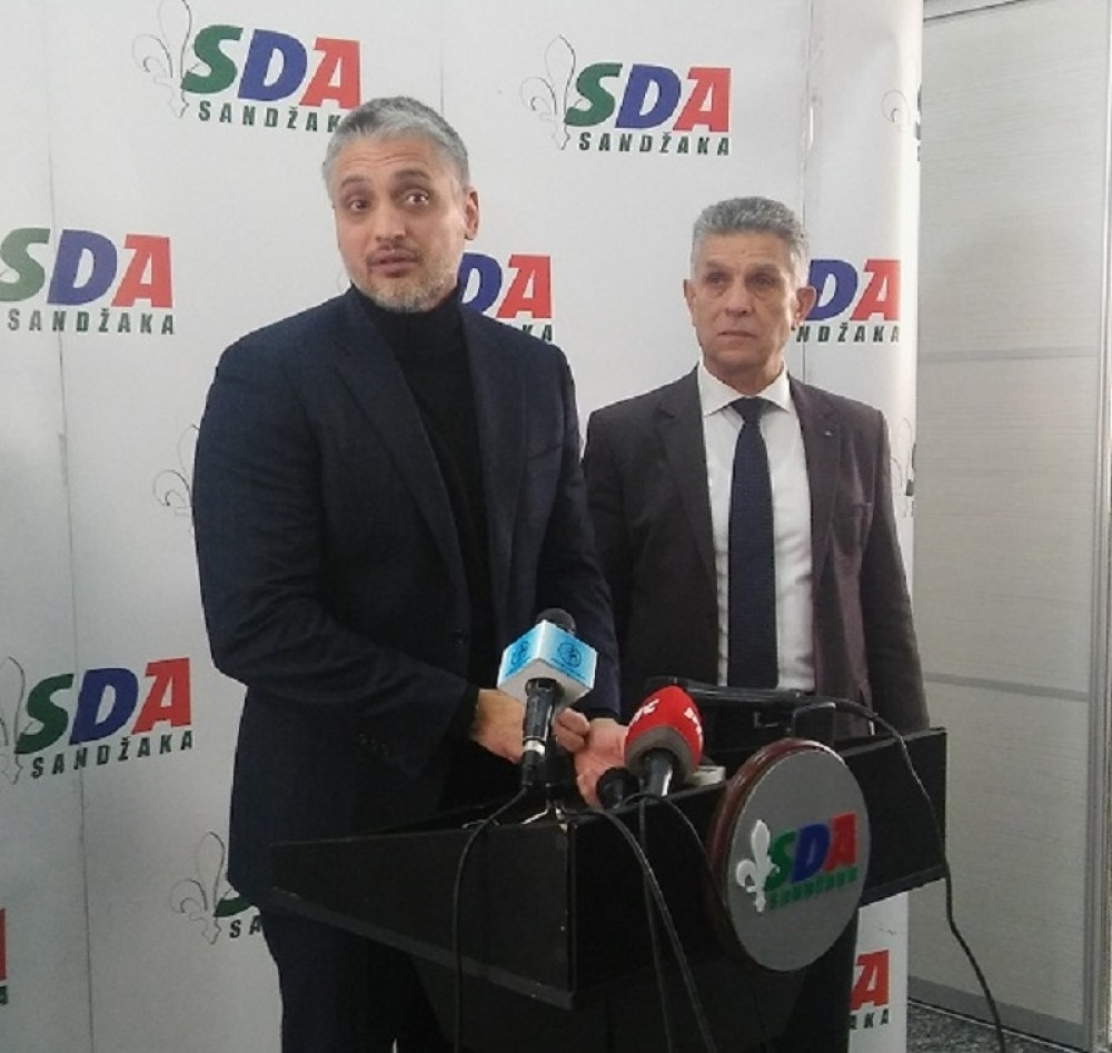 Jovanović: Dilema je Vučić, Nikolić ili Šešelj