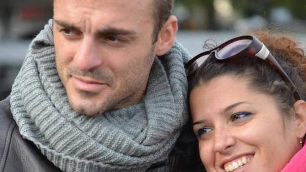 Ubio momka koji mu je usmrtio ženu, pa pištolj odneo na grob