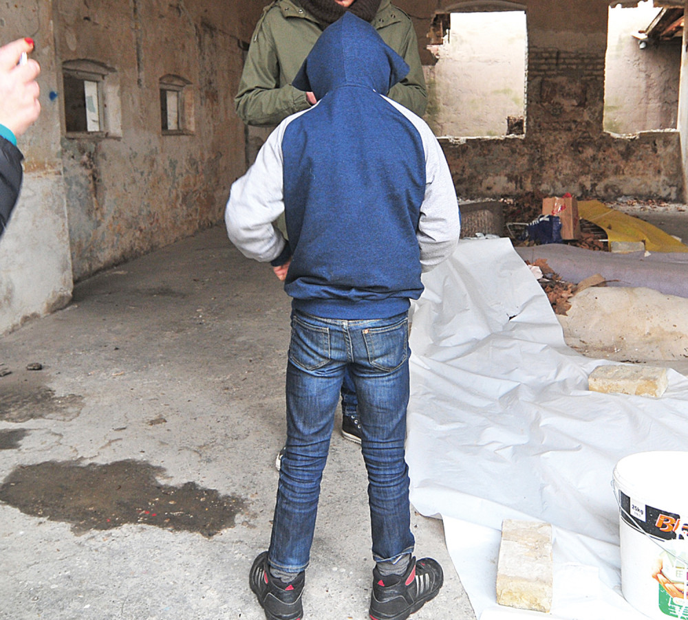 Majka deteta koje je zapalilo čoveka u pritvoru