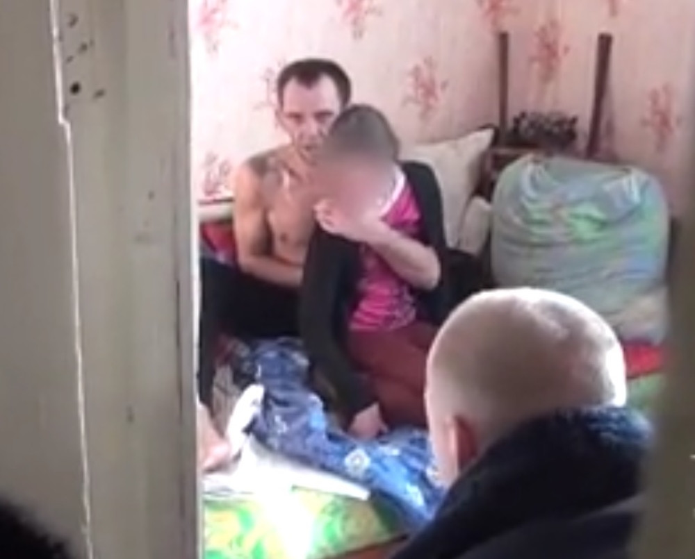 Oteo dete zbog droge (VIDEO)