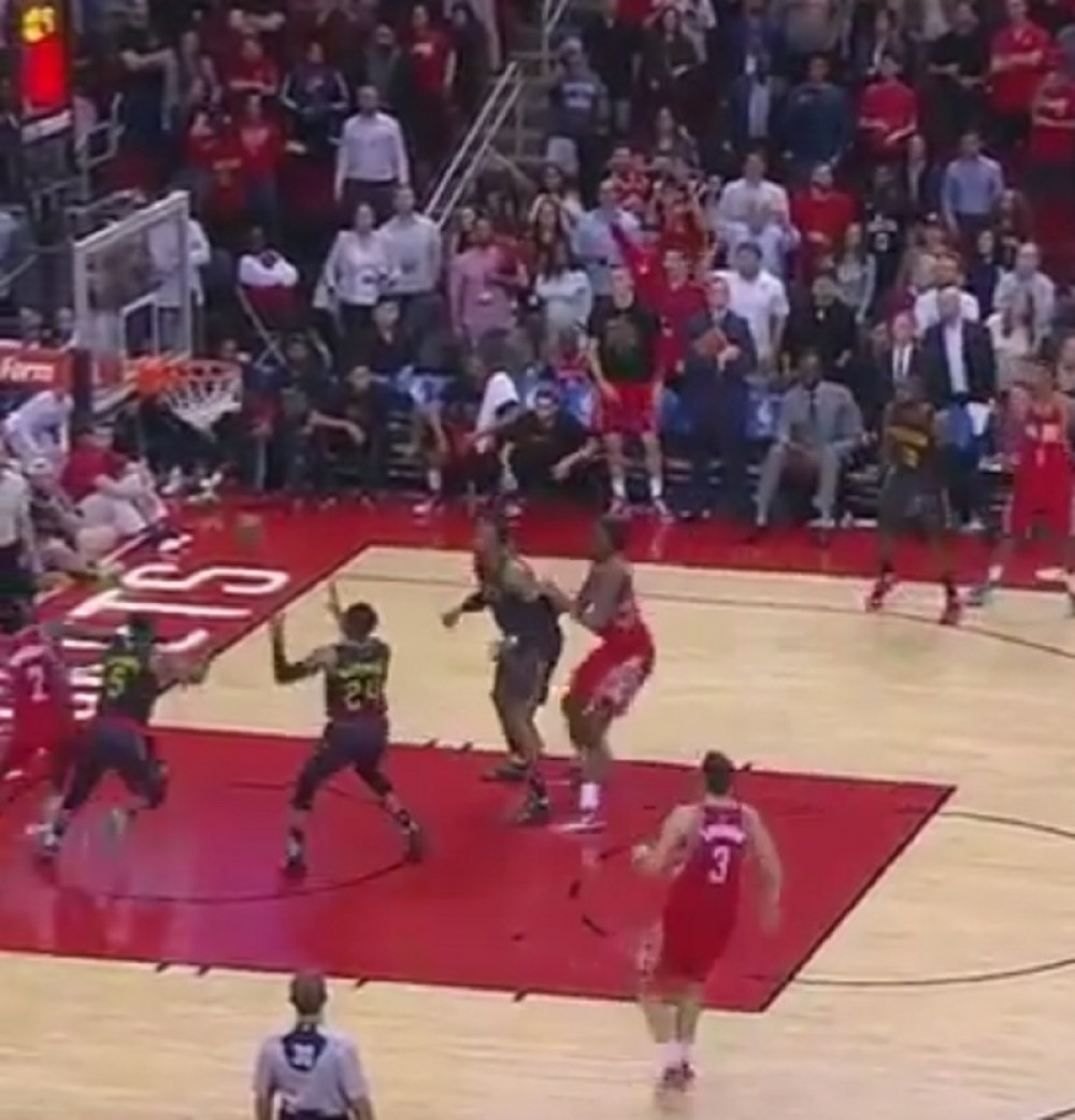 Navijači u NBA slavili "fantomski koš" (VIDEO)