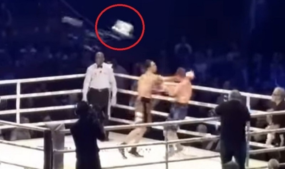 Bokser dobio kantom po glavi, usledila masovna tuča (VIDEO)