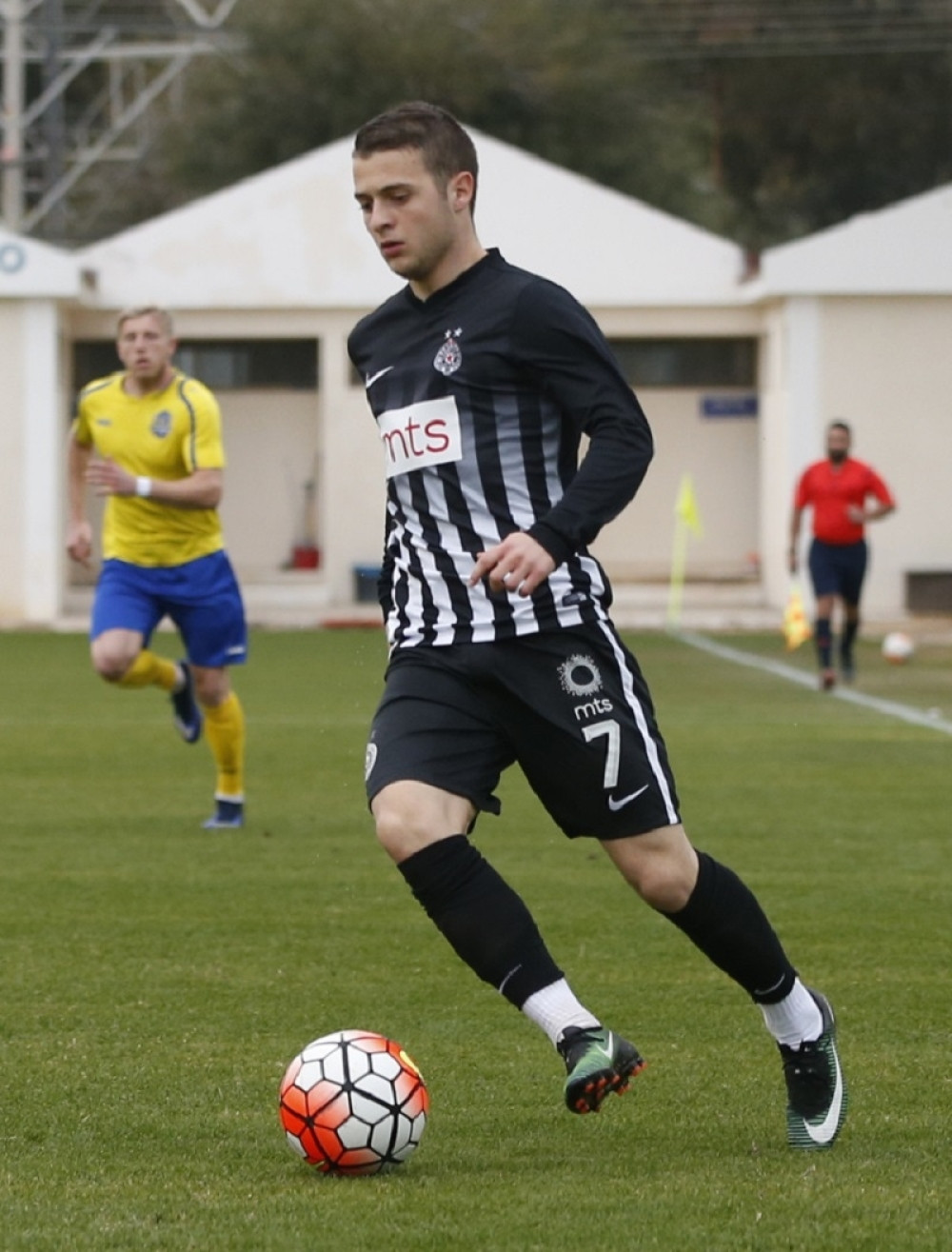 VIDEO~Hteli da ga prodaju, a on kida na pripremama