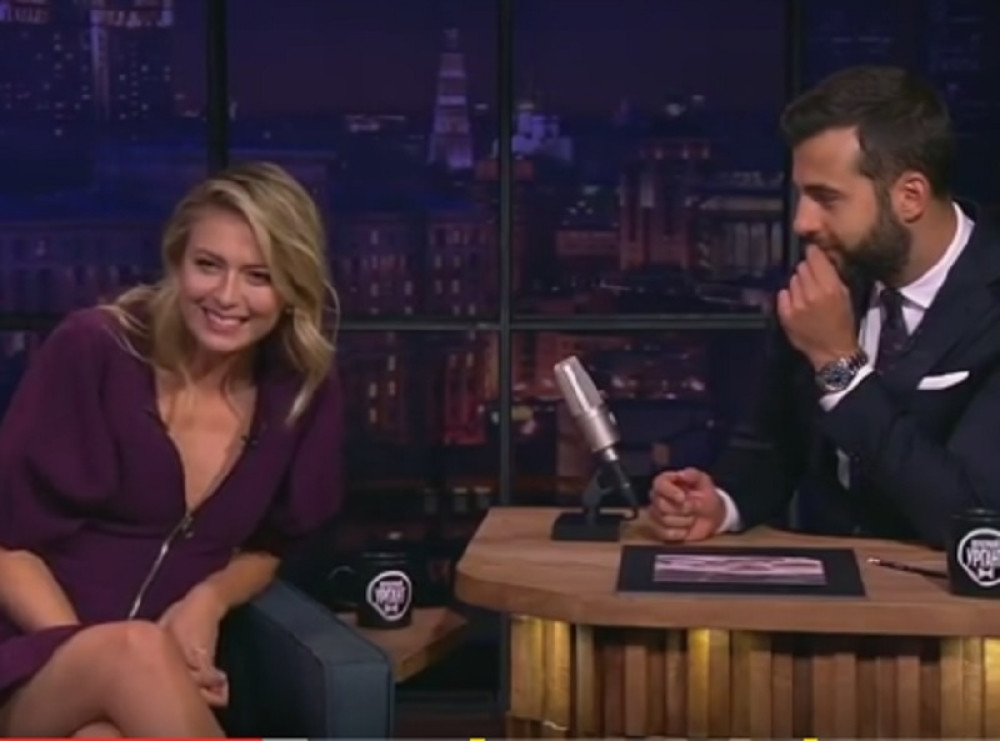 Šarapova u emisiji bez gaćica i brusa (VIDEO)