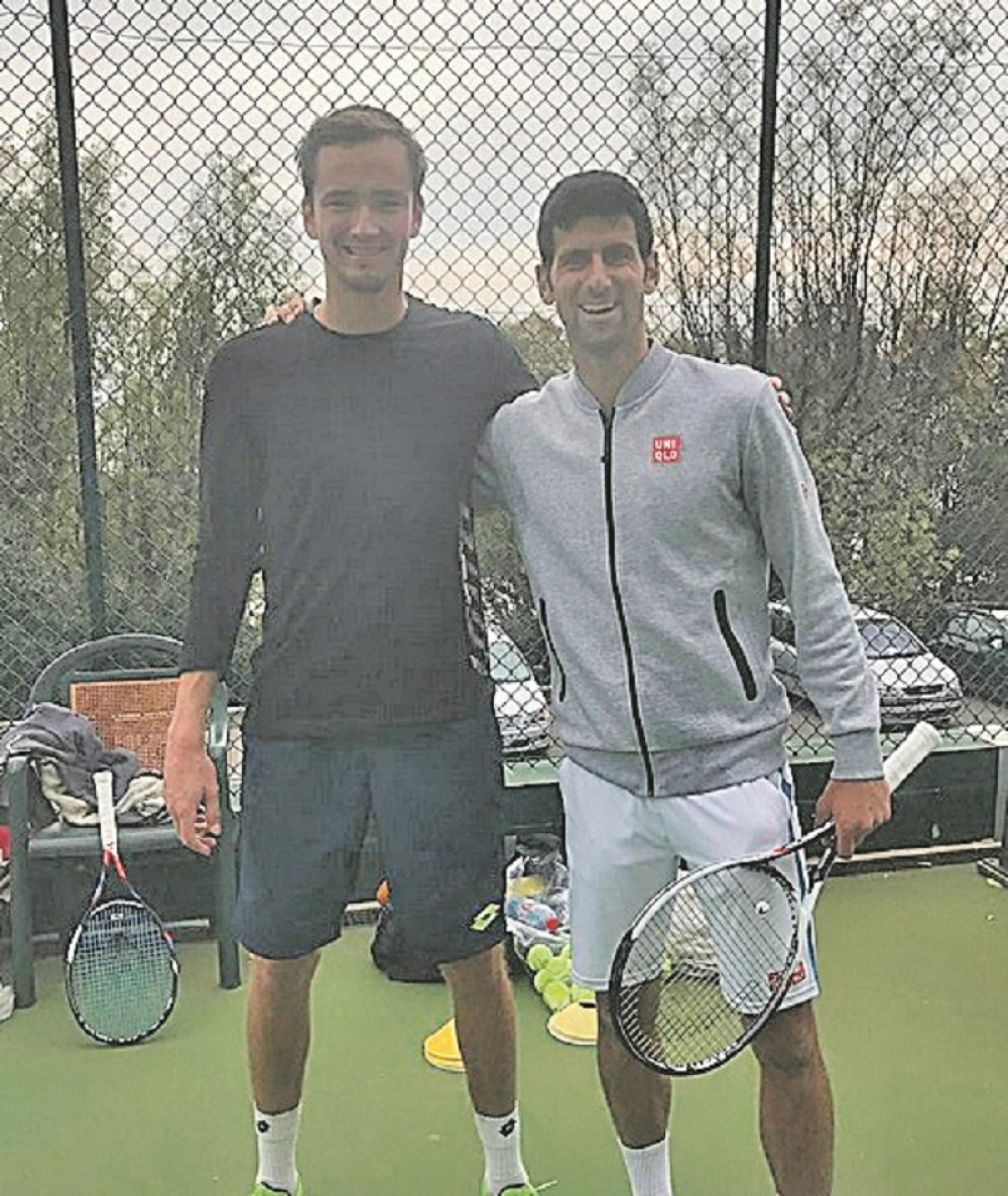 Novak me provozao privatnim avionom!