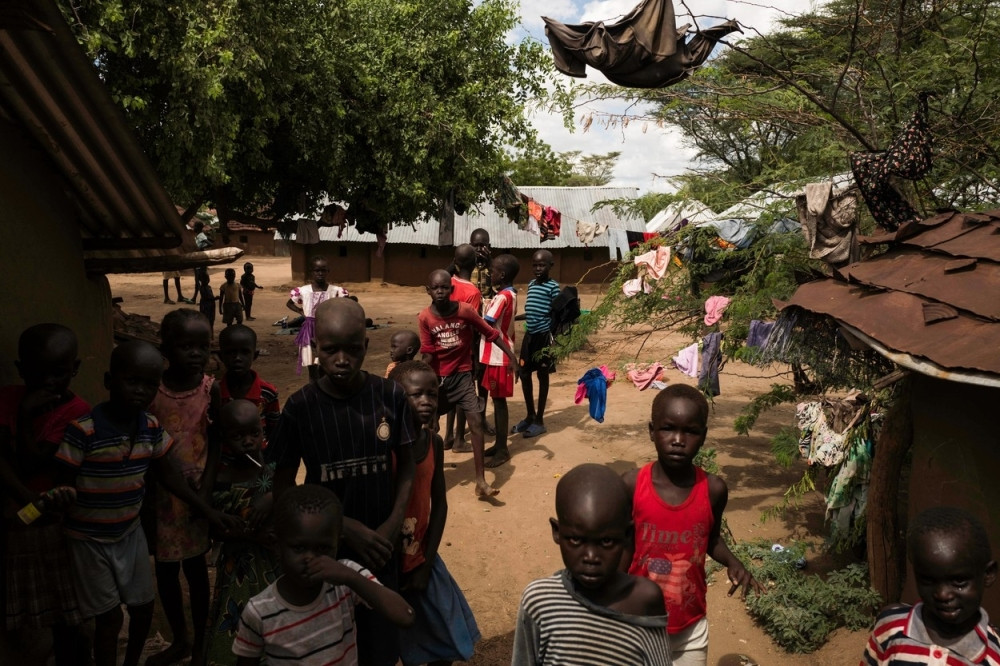 Vlada ne sme da zatvori najveći izbeglički kamp