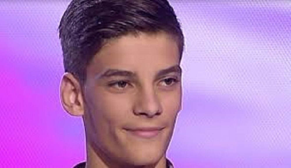 Todor ne može da se odbrani od devojčica!