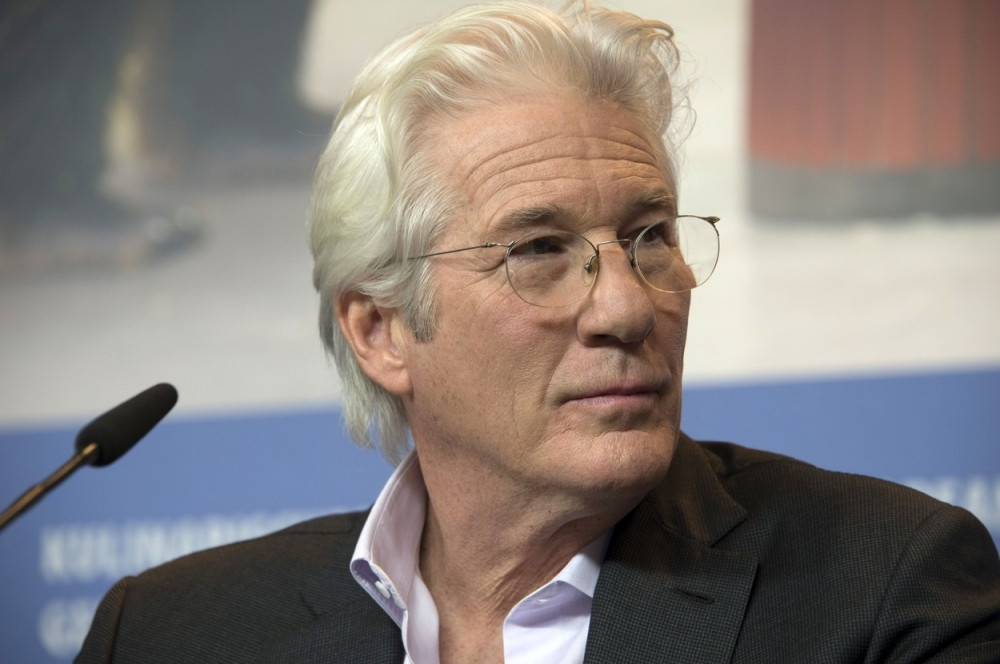 Ričard Gir će se uskoro oženiti 34 godine mlađom izabranicom! (FOTO)