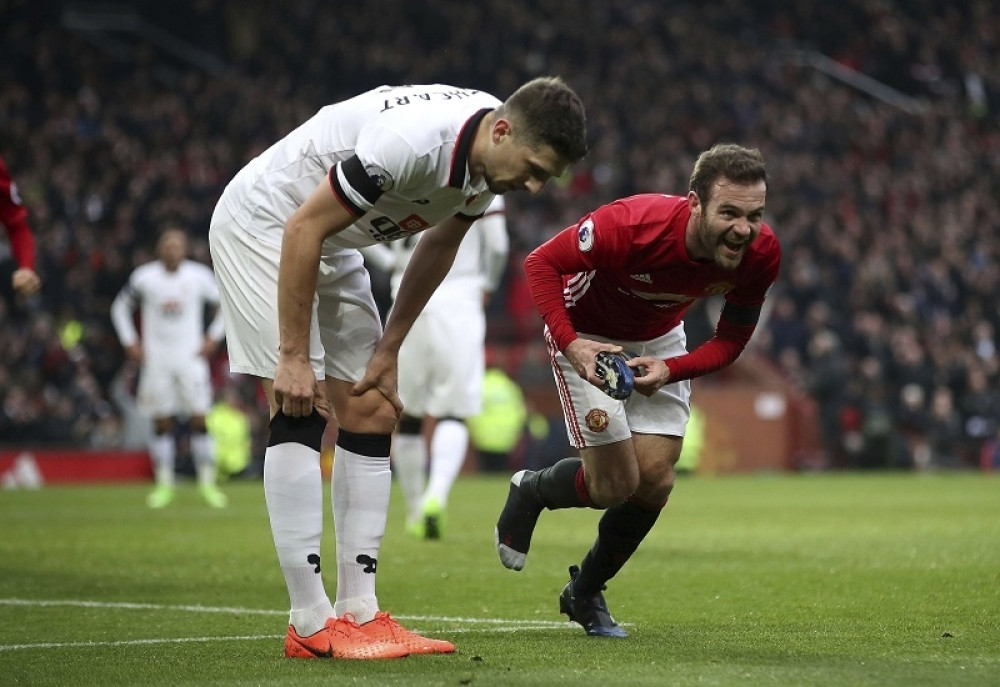 Junajted lako dobio Votford