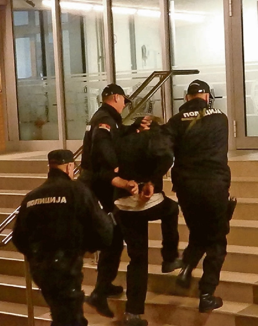 Majstor zavrnuo mušterije za milione