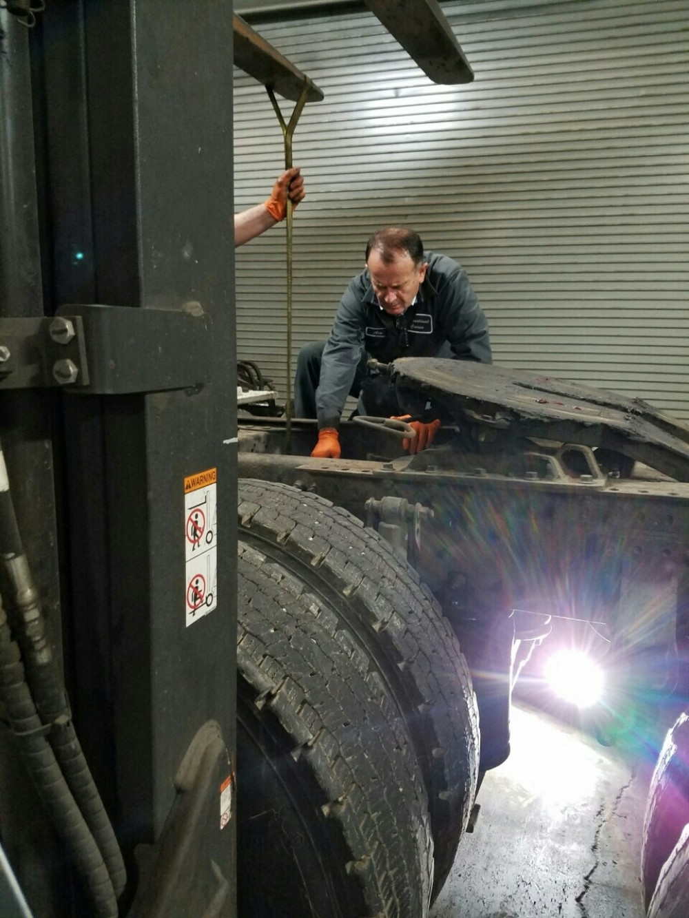 Bivši gradonačelnik Čačka mehaničar u Čikagu!