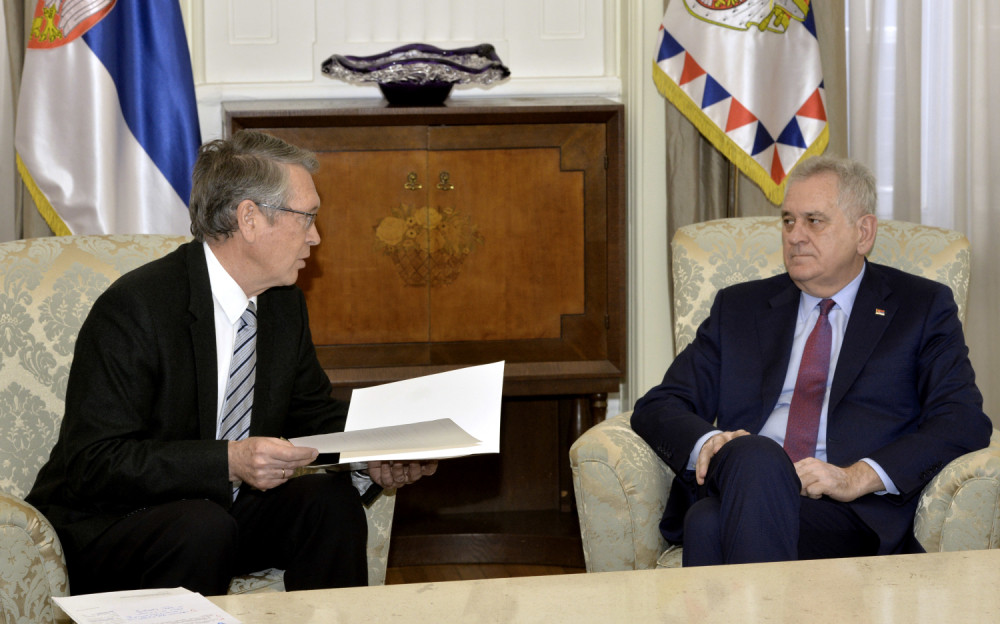 Putin: Tomo, srećan rođiš i Dan državnosti