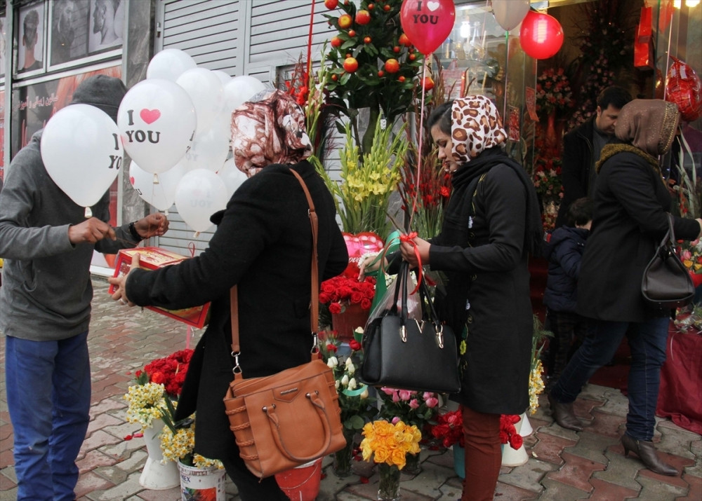 Dan zaljubljenih u postojbini Talibana (FOTO GALERIJA)