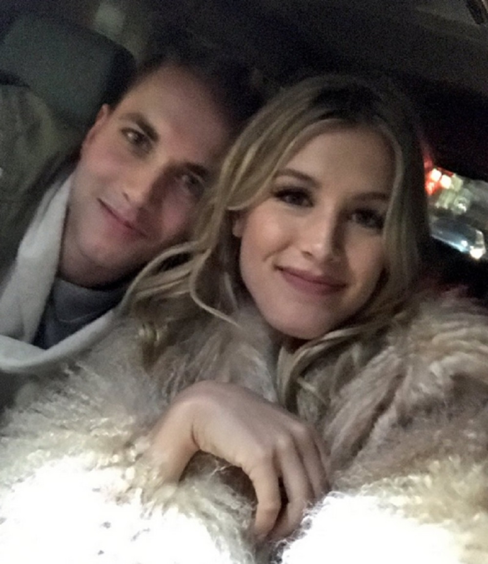 Bušar izašla sa neznanim fanom (FOTO i VIDEO)