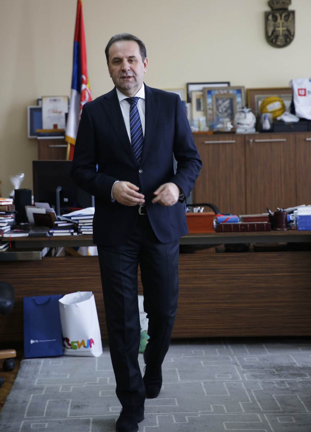 Alo! intervju~Verujem u ubedljivu pobedu Vučića!