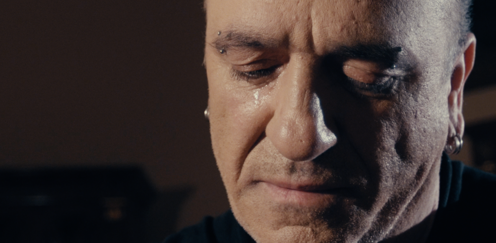 Tifa plakao na snimanju spota