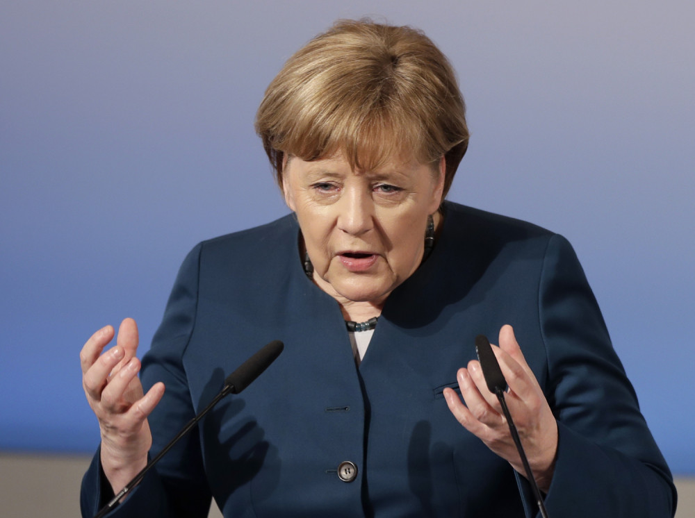 Merkel: Sa Rusijom mora da se sarađuje