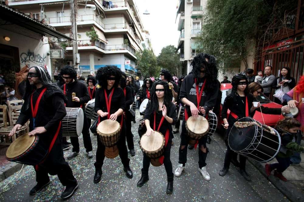 Zapaljivim bombama na prostorije Sirize