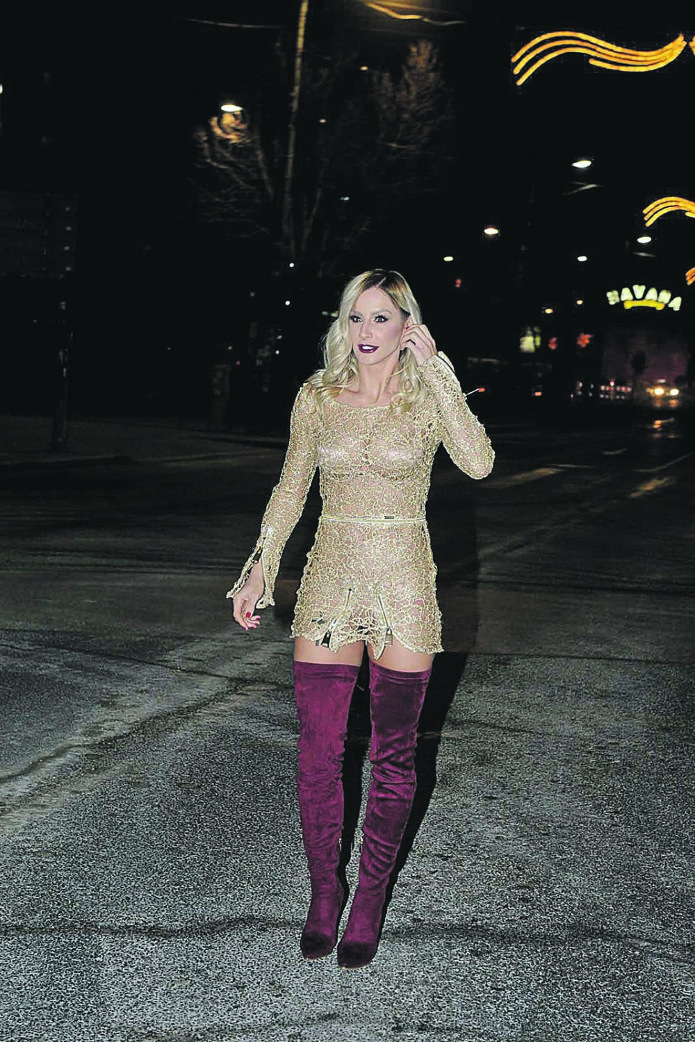 Milica Dabović je probala OVO na GOLO TELO, pogledajte samo KAKO JOJ DOBRO STOJI! (FOTO)