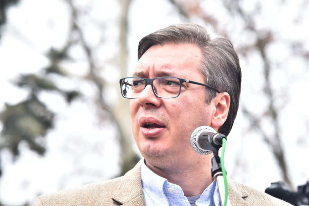 Premijer: Snimiću spot sa "Vučiću pederu"!