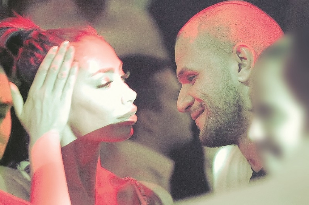 Haos nastao zbog slika sa Sorajom