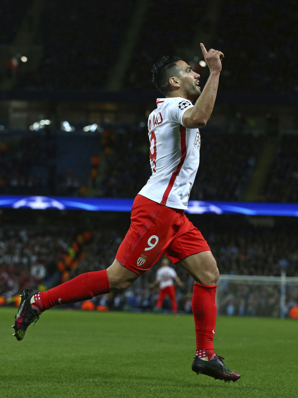 VIDEO~Gol glavom, promašen penal, pa vanserijski lob