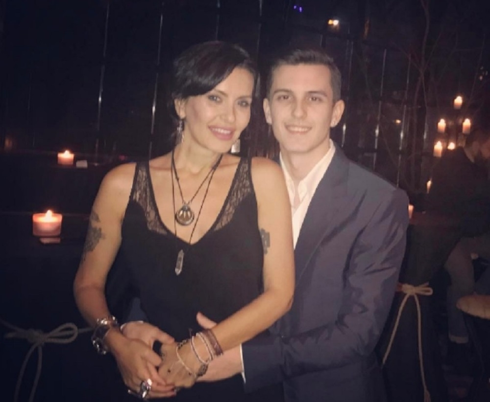 Elena slavila sinovljevo punoletstvo (FOTO)