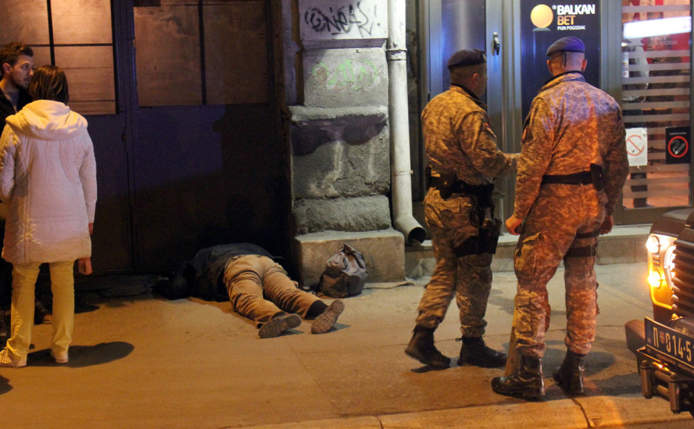 Uzbuna u centru Beograda zbog pijanca! (FOTO)