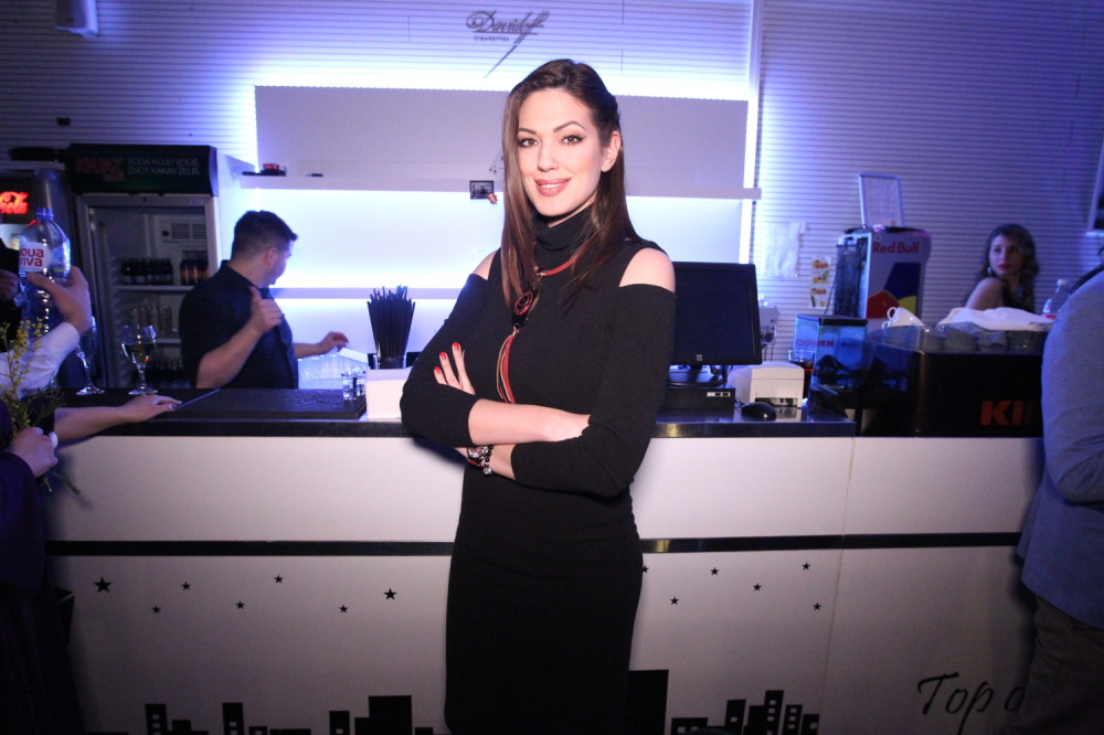 Nina procvetala posle razvoda! (VIDEO)