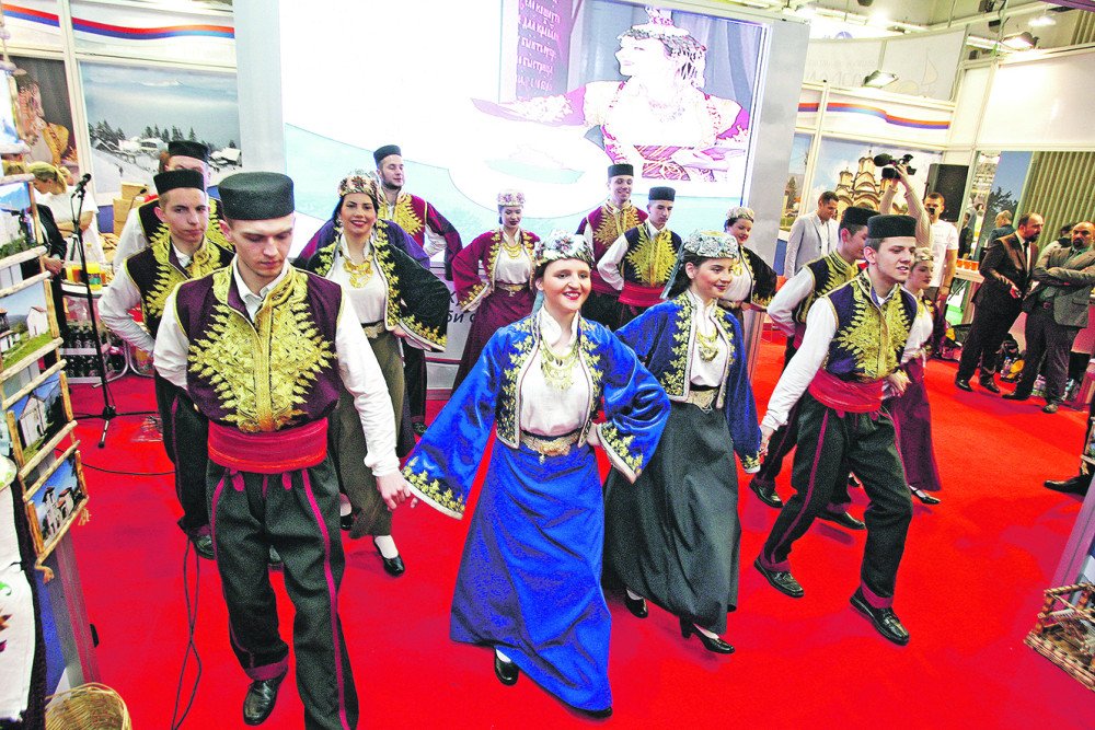 Evo šta Srbi misle o letovanju 2017. (VIDEO)