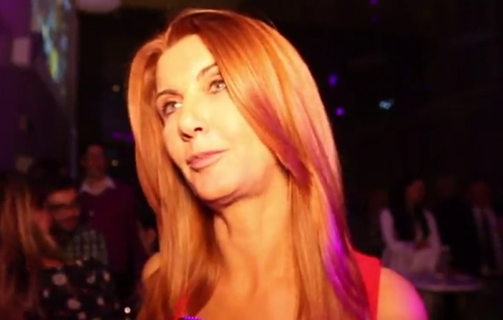 Pričanje o partneru je mač sa dve oštrice (VIDEO)