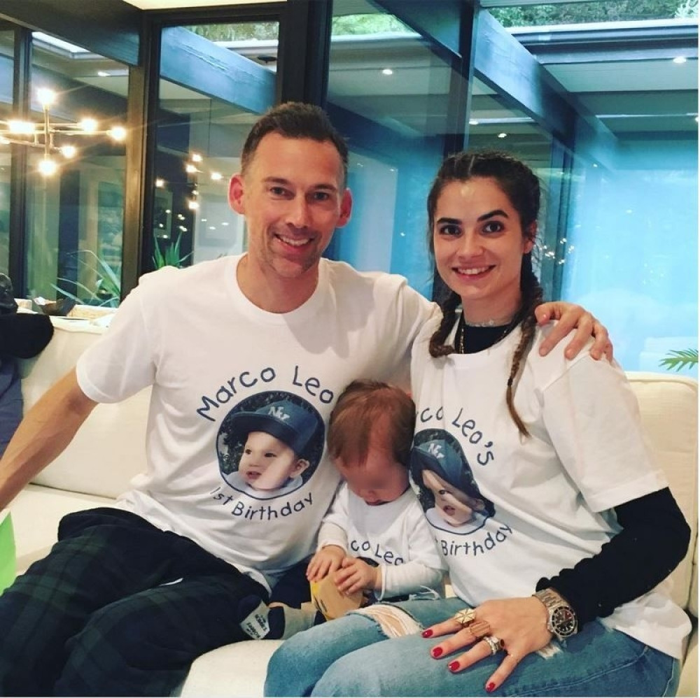 Pogledajte luksuzni dom Marije Karan u Americi: Glumica pokazala kako proslavlja praznike sa porodicom (FOTO)