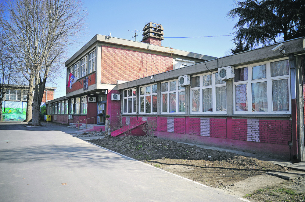 Htela da se obesi zbog nesrećne ljubavi!