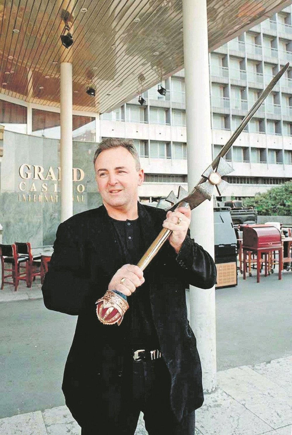 OTKRIVENA TAJNA ARKANOVOG PRSTENA Željkovo zlato je proputovalo svet, a prokletstvo je stiglo svakog ko ga je posle nosio!