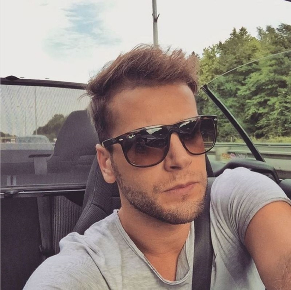 Da li je on najbolji frajer na srpskoj muzičkoj sceni? (FOTO)