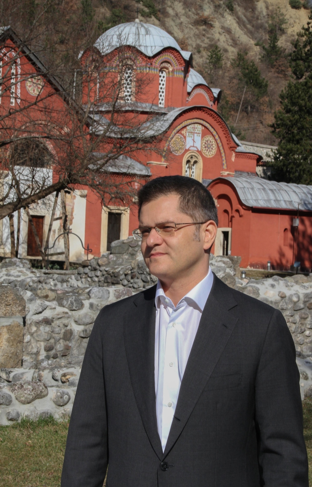 Jeremić na Kosovu, posetio Pećku patrijaršiju