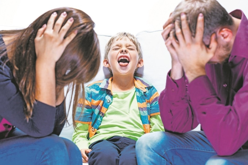 Da li da naplatim bratu što mu čuvam dete? (ANKETA)