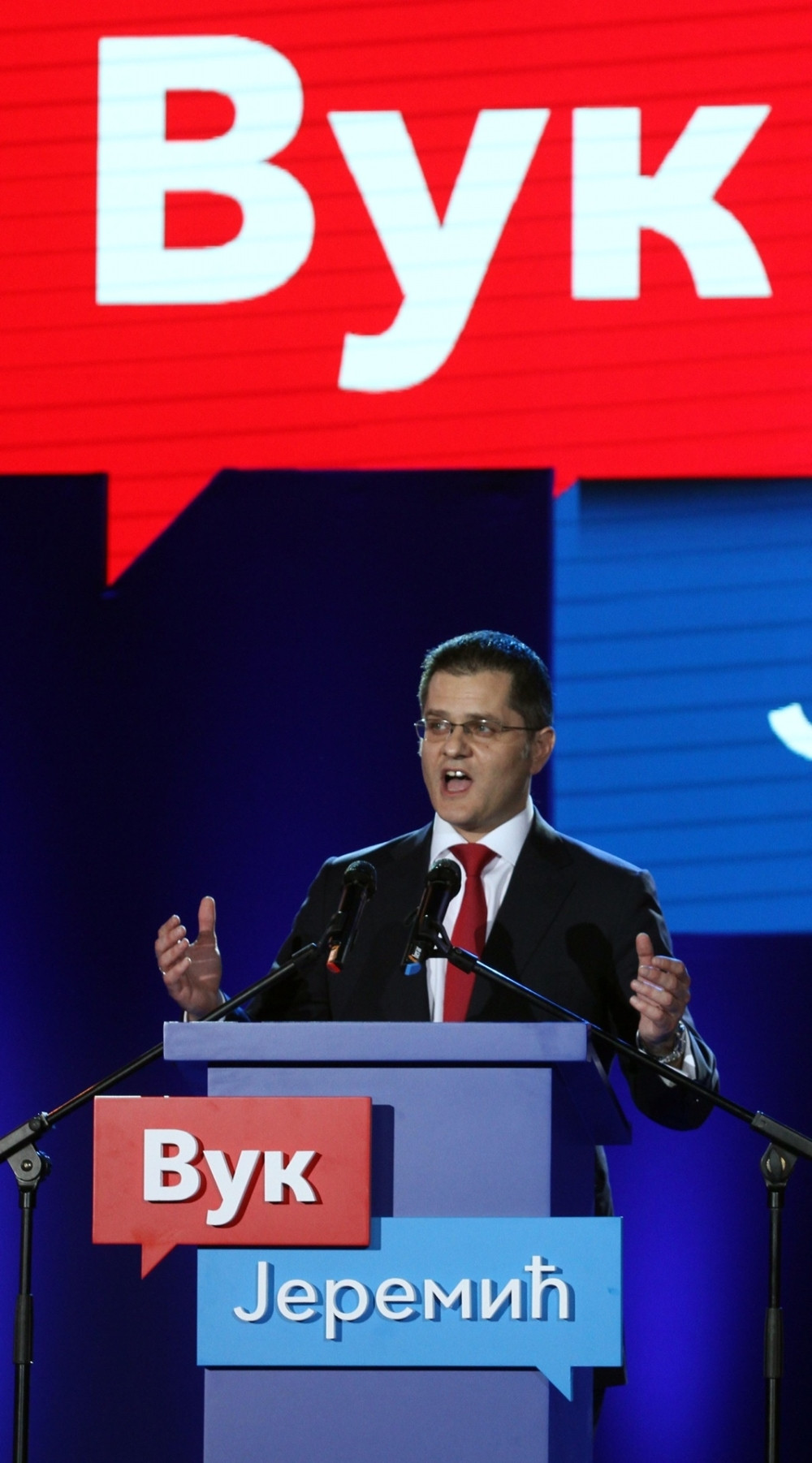 Na Uskrs narod pobeđuje!