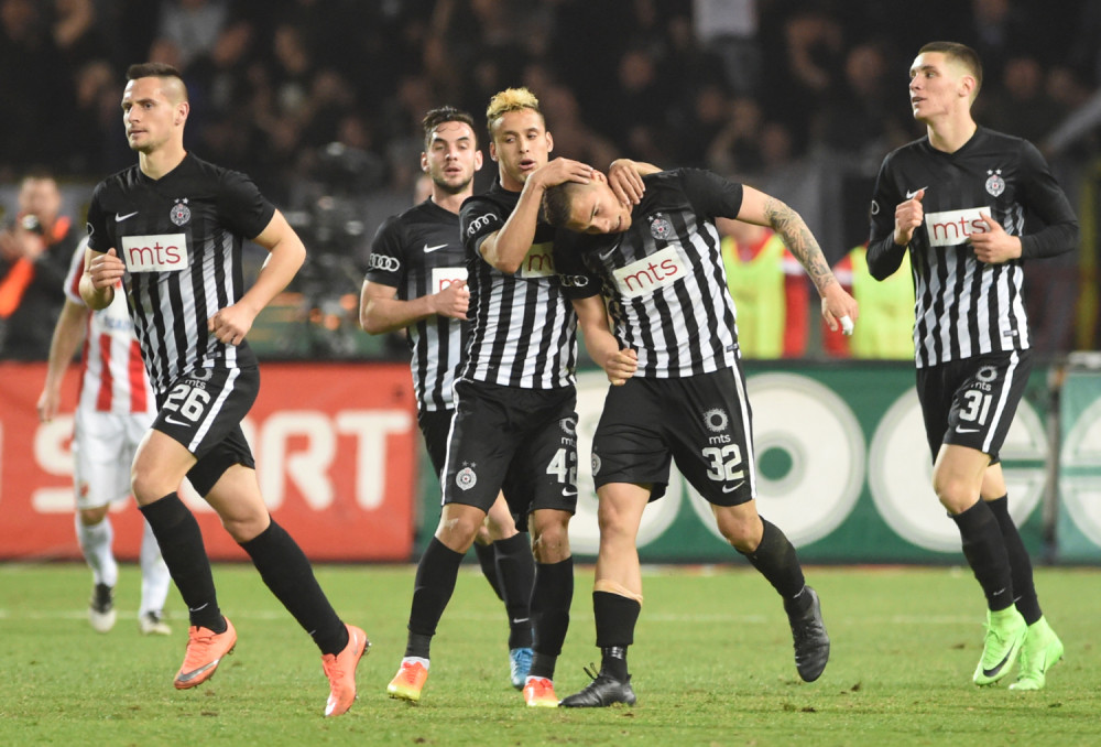 Ženama besplatan ulaz i večera sa fudbalerom