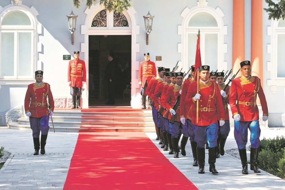 "Crnogorci, možete da crknete ako vas Srbija napadne! NATO vas neće braniti!"