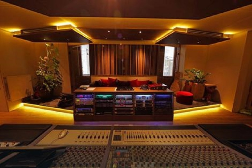 Zavirite u novi studio Željka Joksimovića