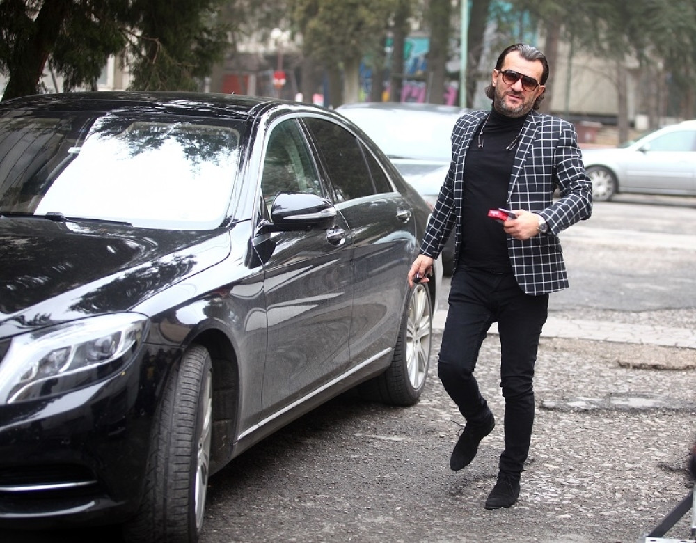 Prvi taktovi nove Lukasove pesme "Mama" obaraju s nogu! (VIDEO)