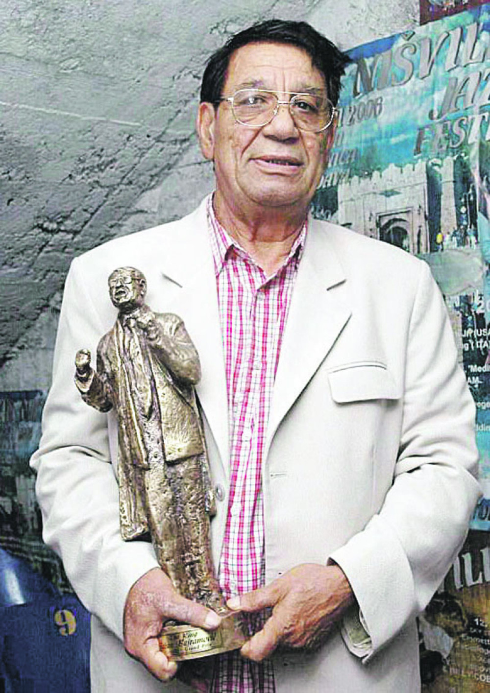 Sa Šabanovog groba ukrao vaze