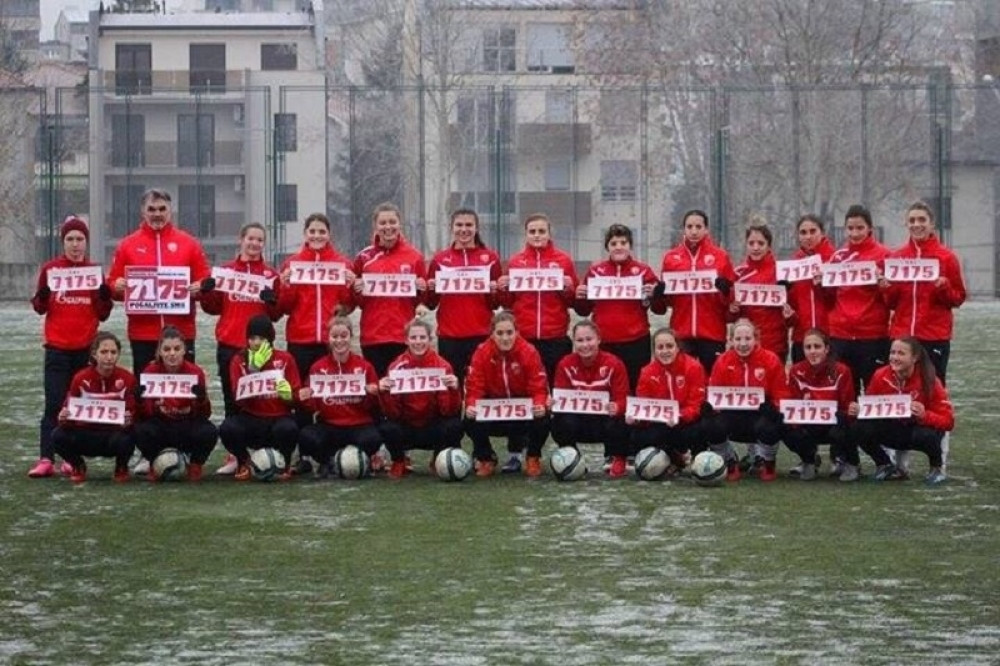 Humani gest fudbalerki Crvene zvezde!